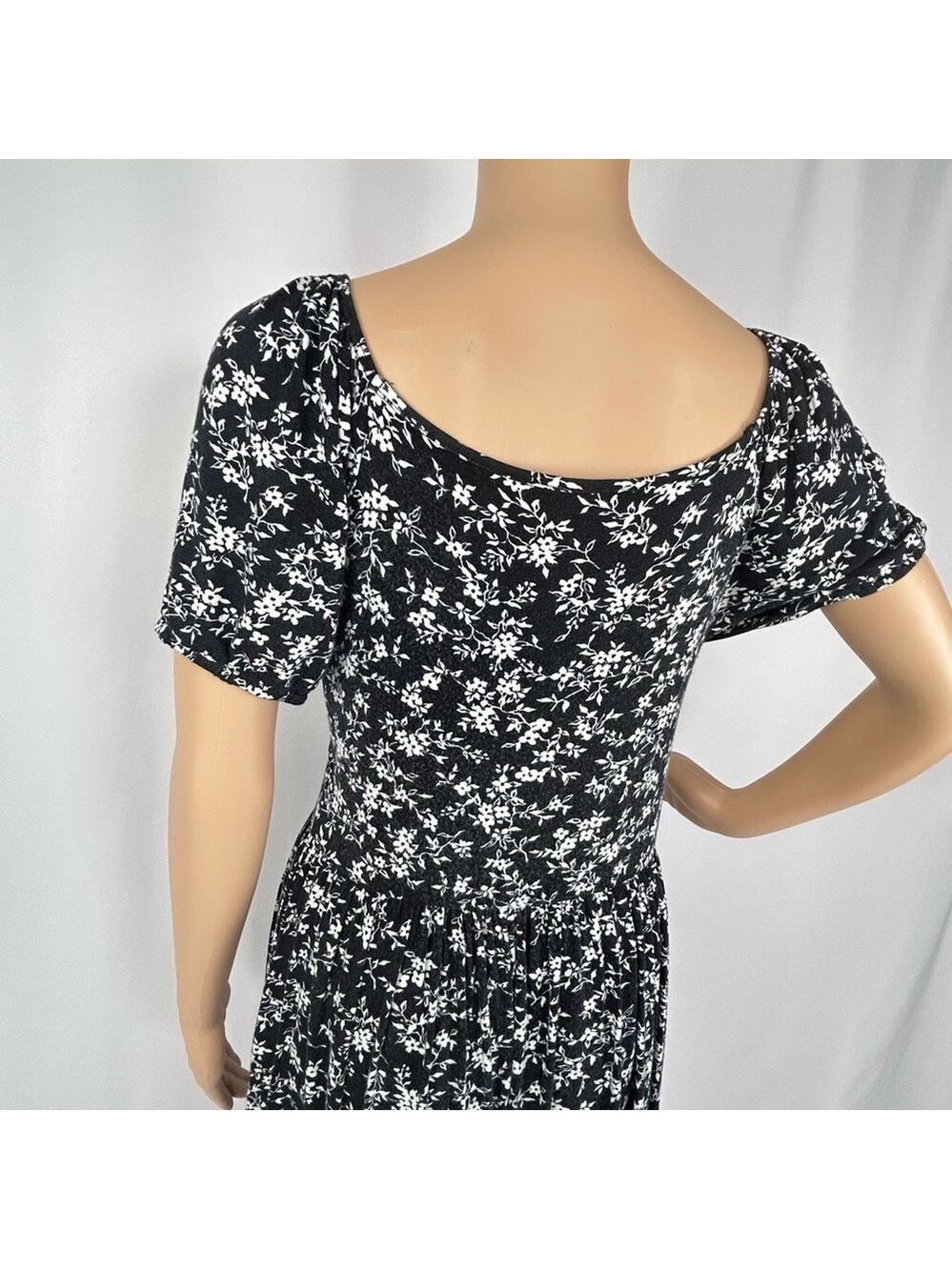 Loveappella Black White Floral V Neck Maxi Dress Medium - Picture 7 of 9